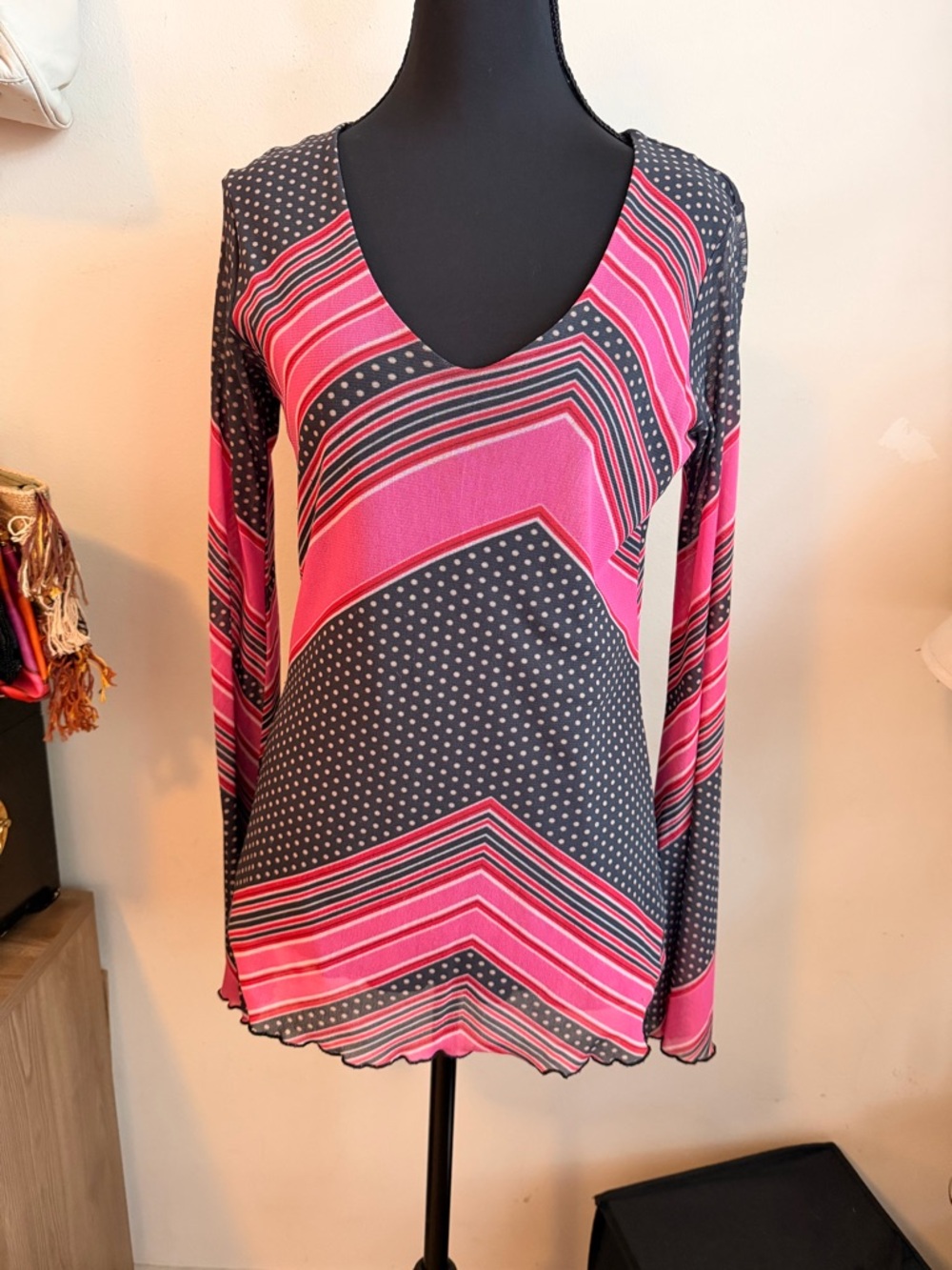 Weston Wear Pink & green Charcoal mesh chevron Striped V-Neck top